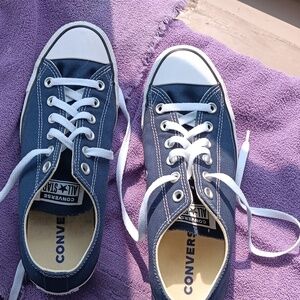 Converse All Star Unisex low top shoe women's 9